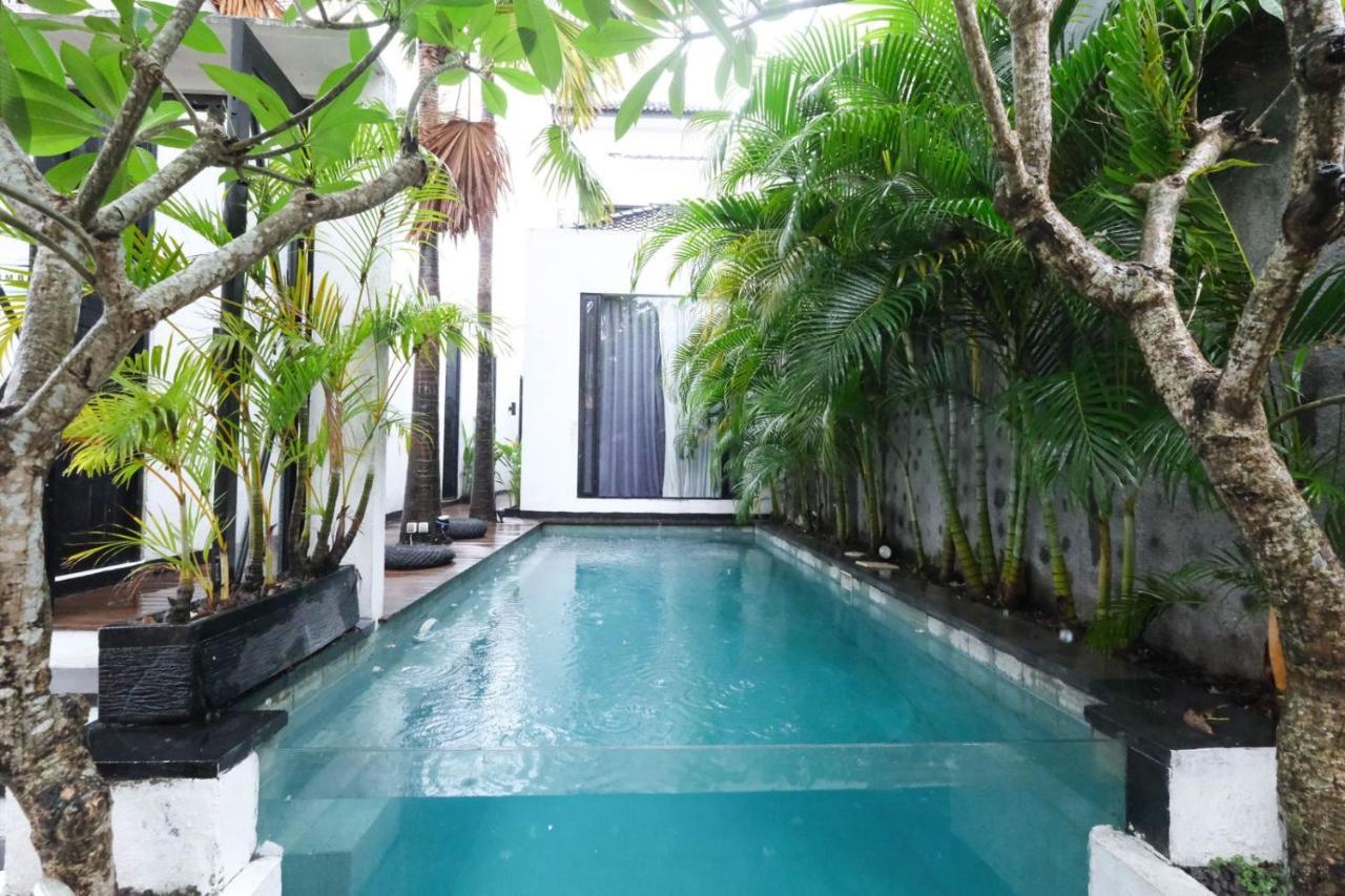 Escotel Jalak Canggu  Luaran gambar