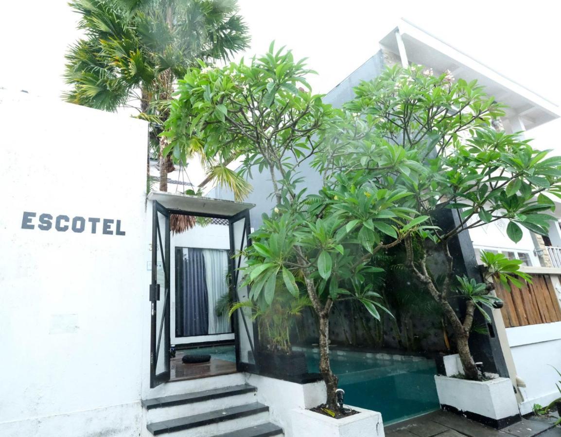 Escotel Jalak Canggu  Luaran gambar
