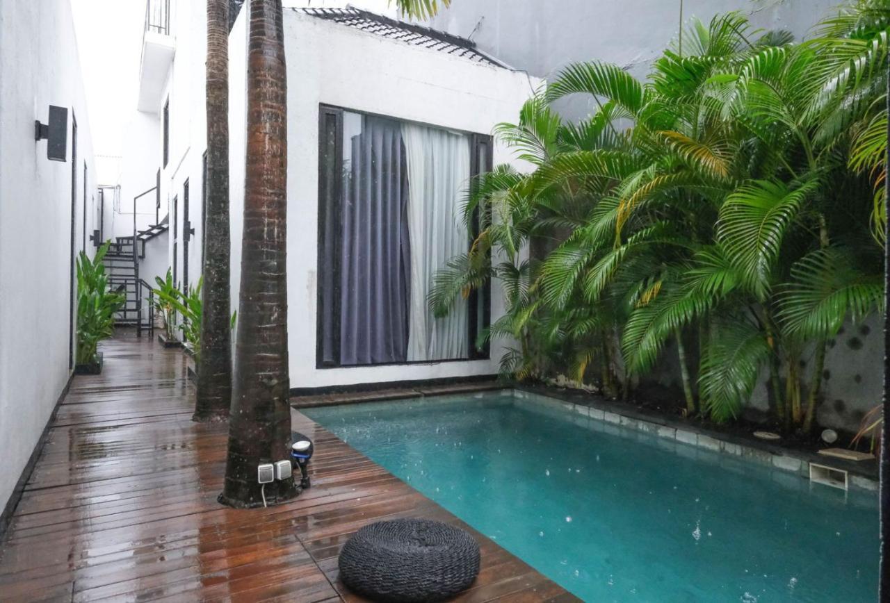 Escotel Jalak Canggu  Luaran gambar